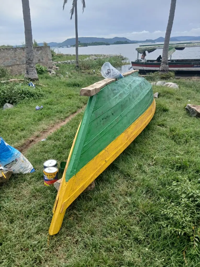 A finished boat, painted and drying